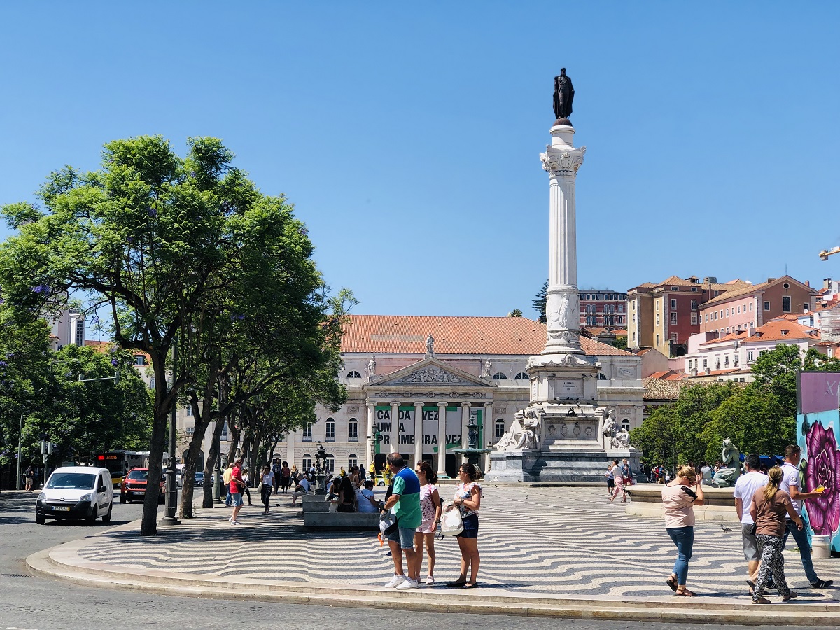 Сонячна Португалія. Путівник Лісабоном: кращі кав'ярні, ресторани та готелі міста